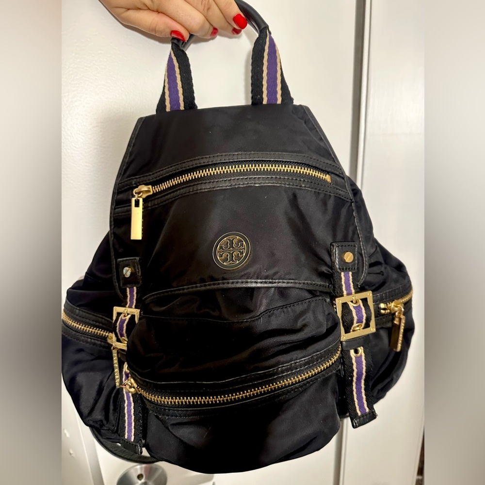 Tory Burch Nylon Backpack – Black & Gold – Authentic - Picture 15 of 16